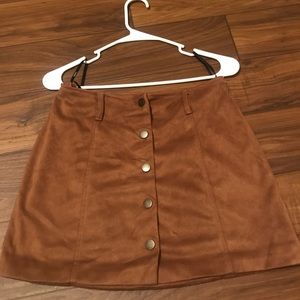 Suede button skirt